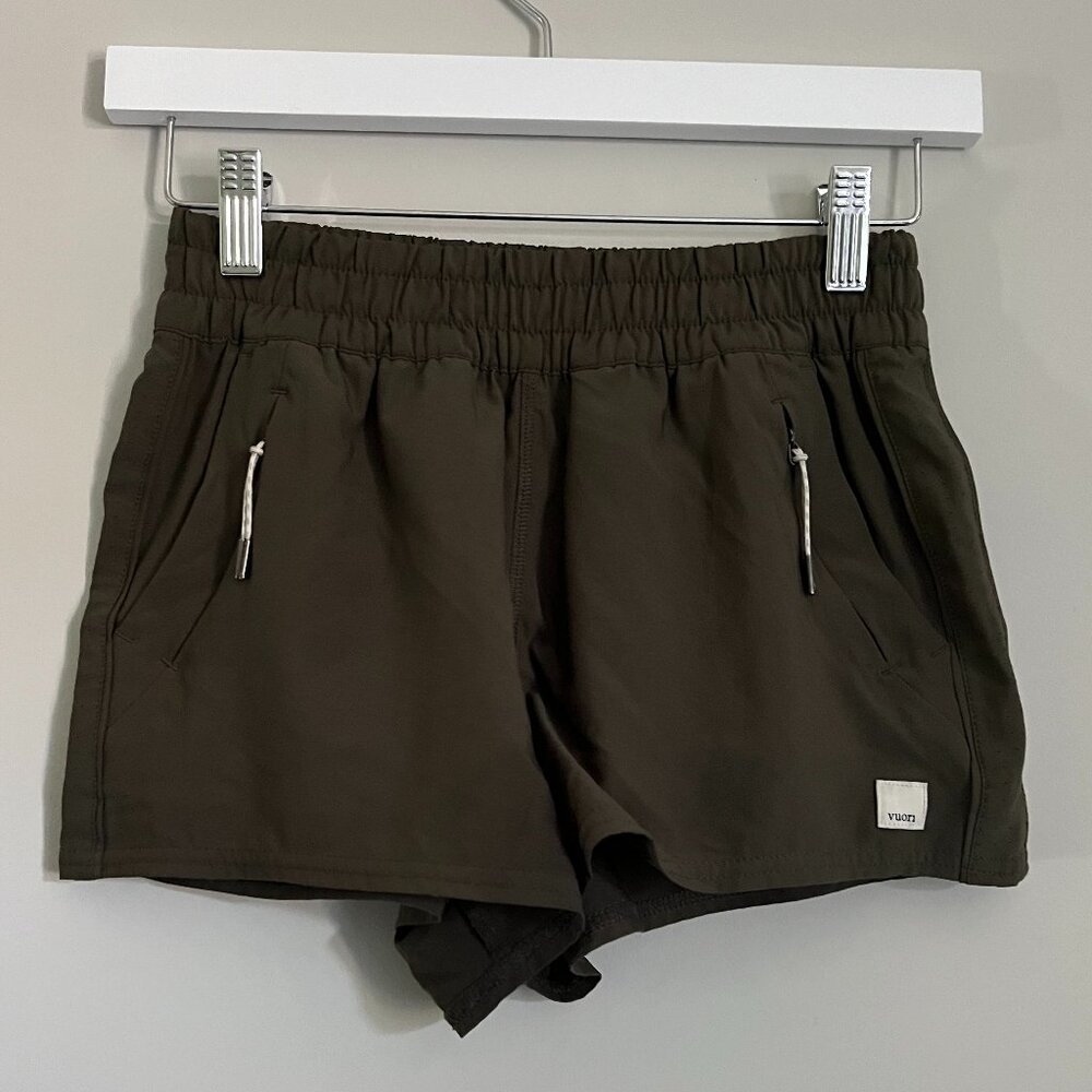 Vuori Dash Shorts - green, size: xs